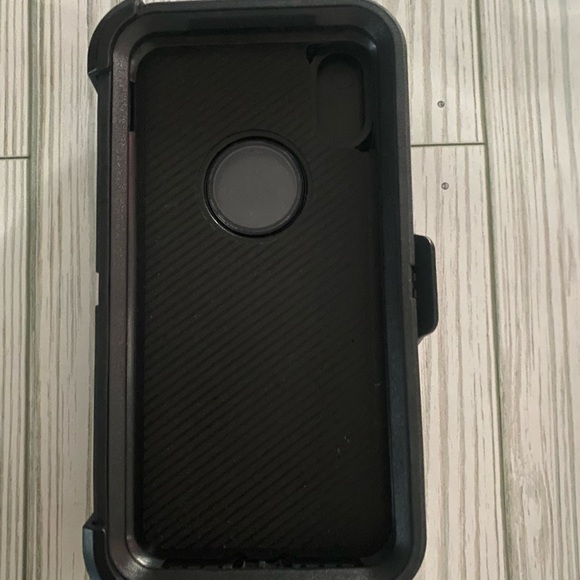 Phone case - Picture 3 of 6